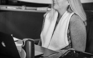 A women leading a class about ethical practice in addiction treatments.